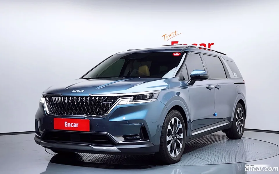 Kia Carnival 9 2022 — фото 1, купить с доставкой в Москву