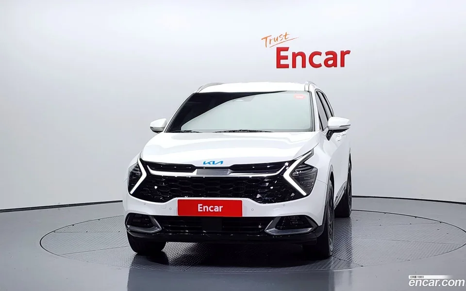Kia Sportage 1.6 2WD 2023 — миниатюра 3
