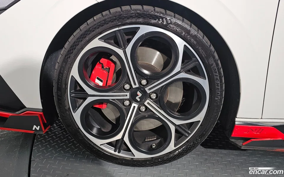 Hyundai Avante CN7 2.0 N 2025 — миниатюра 2