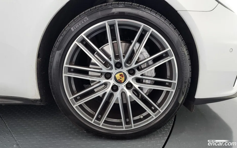 Porsche Panamera (971) 2.9 AWD 2023 — миниатюра 2