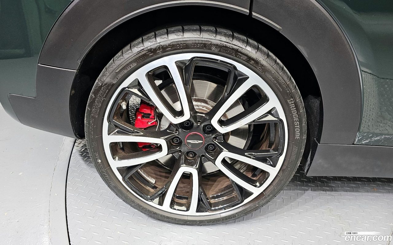 MINI Cooper S Clubman 2023 — 5