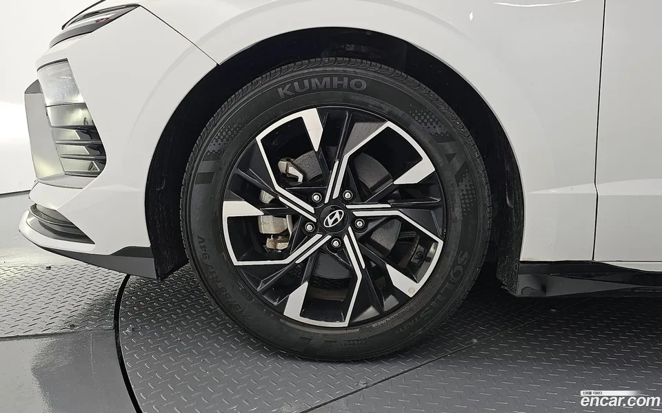 Hyundai Sonata The Edge 2.0 2023 — миниатюра 5