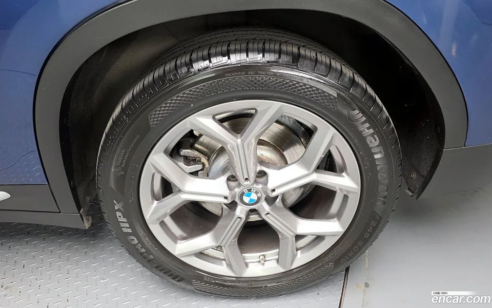 BMW X4 xDrive20d xLine 2022 — миниатюра 2