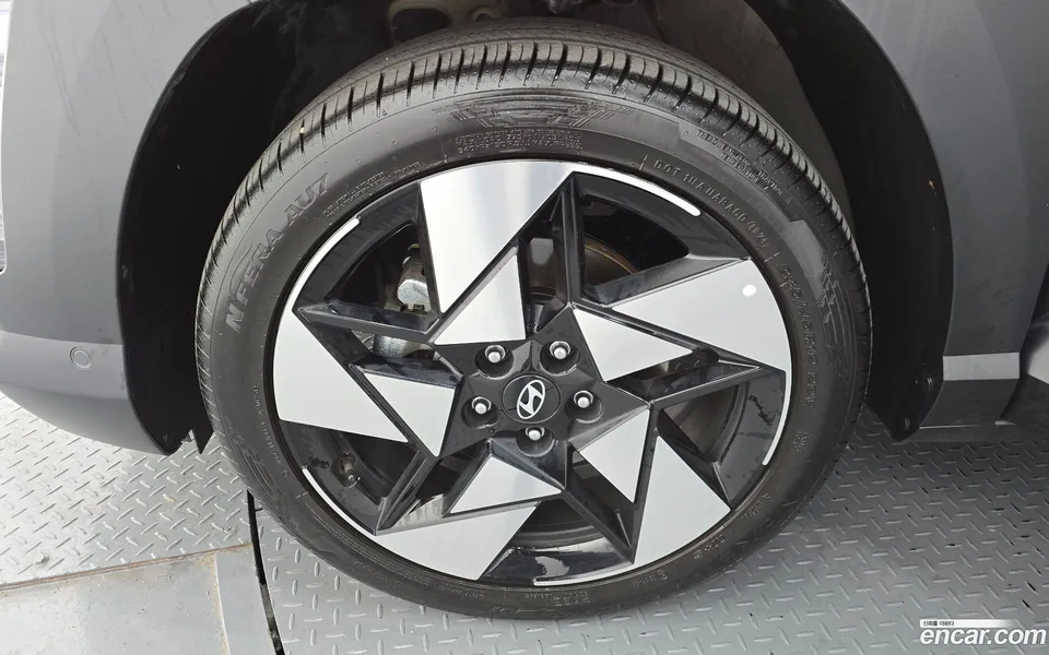 Hyundai Kona 1.6 4WD 2025 — миниатюра 2