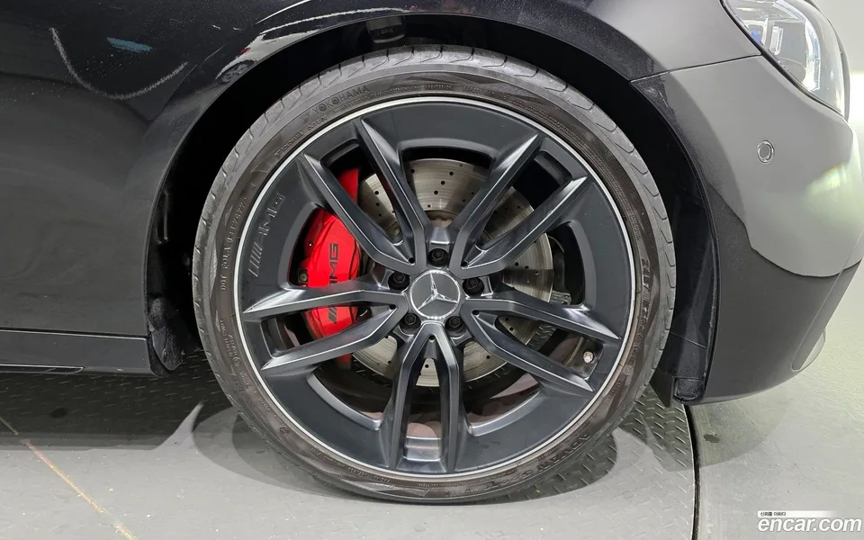 Mercedes-Benz E-Class E53 AMG 4MATIC+ 2023 — thumbnail 2