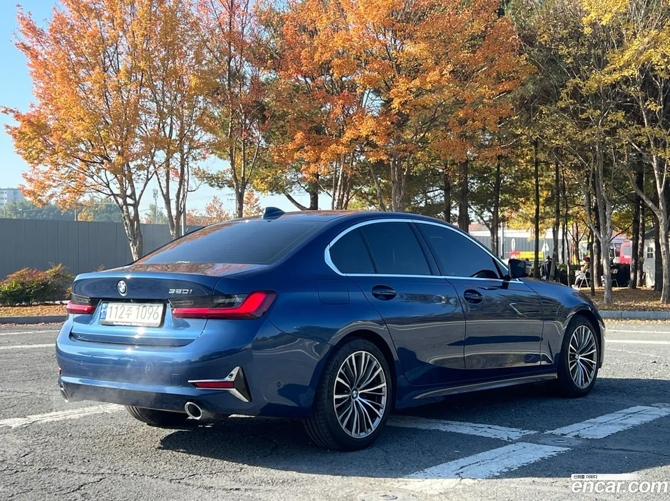 BMW 3 Series 320i 2022 — миниатюра 5
