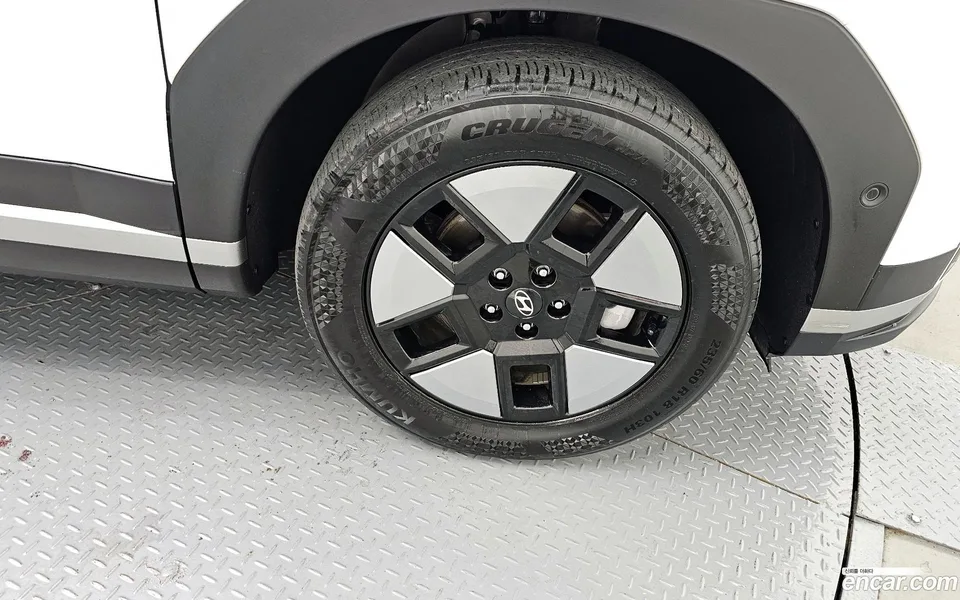 Hyundai SantaFe HEV 1.6 2WD 2023 — миниатюра 2
