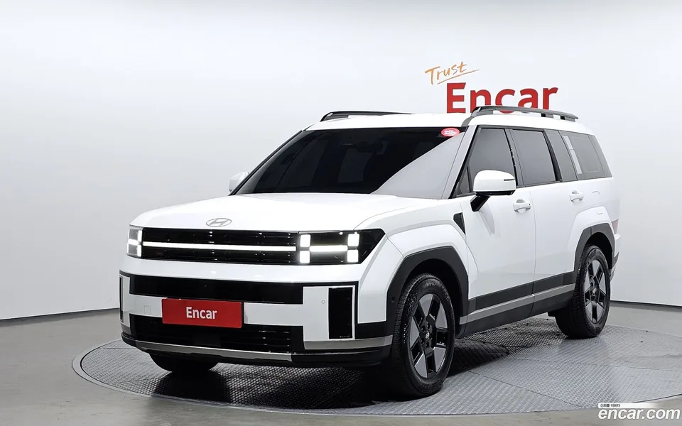 Hyundai SantaFe HEV 1.6 2WD 2023 — фото 1, купить с доставкой в Москву
