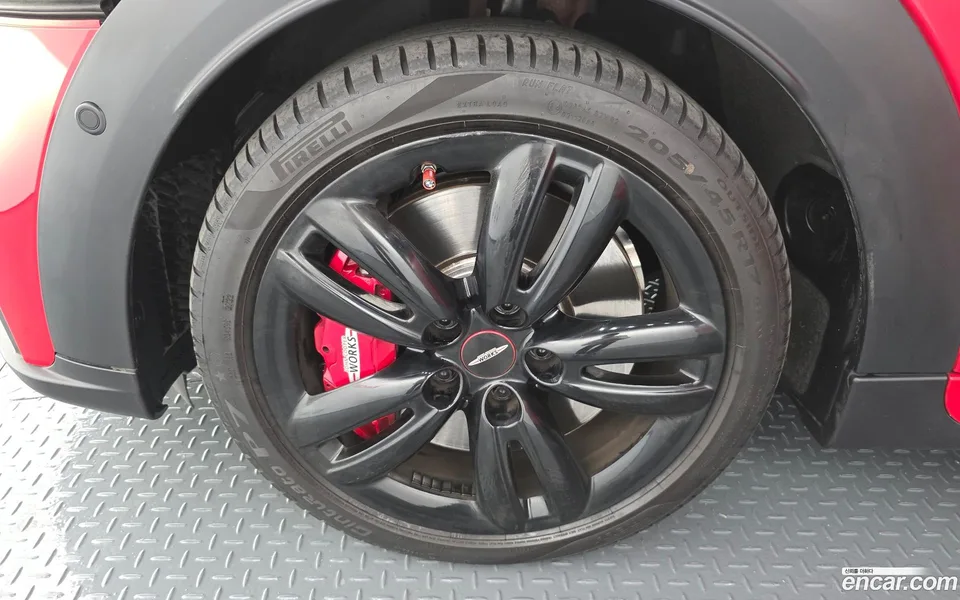 MINI Cooper S Convertible JCW 2022 — миниатюра 2