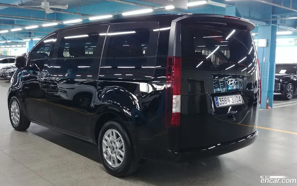 Hyundai Staria 9 2025 — миниатюра 4