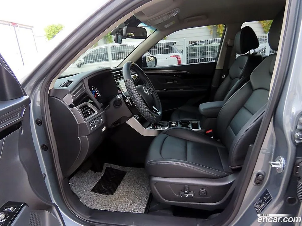 KG Mobility Korando 1.5 2WD C7 2023 — миниатюра 2
