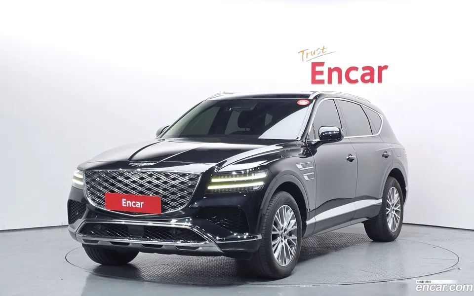 Genesis GV80 2.5T 2WD 2024 — фото 1, купить с доставкой в Москву