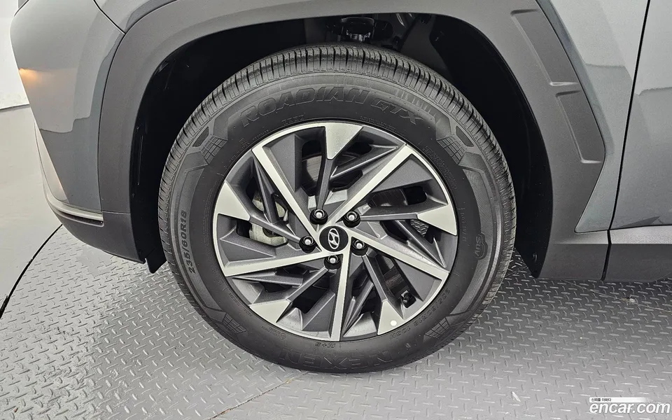 Hyundai Tucson 1.6 2WD 2022 — миниатюра 2