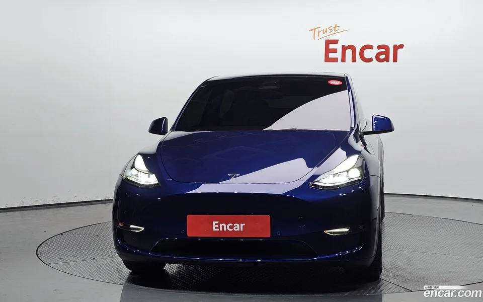 Tesla Model Y AWD 2022 — миниатюра 3