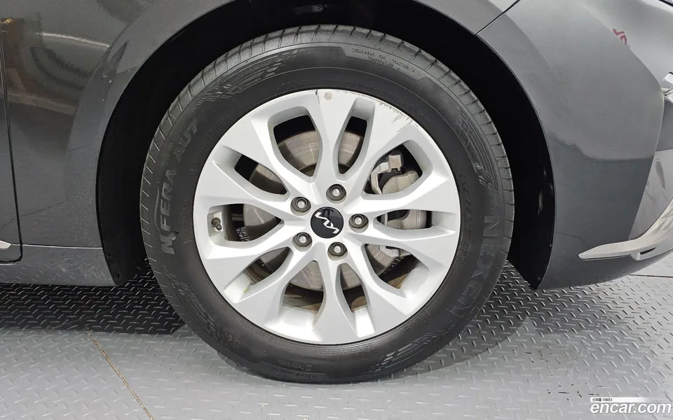 Kia K8 2.5 2WD 2022 — миниатюра 2