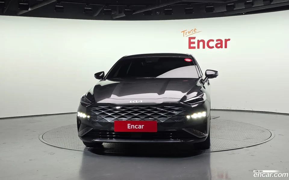 Kia K8 Hybrid 2023 — миниатюра 3