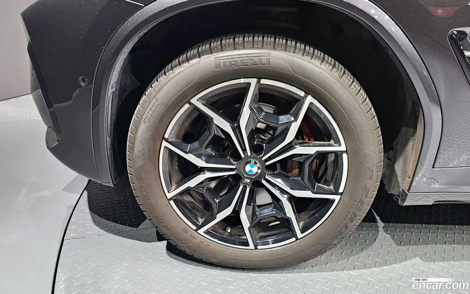 BMW X3 xDrive 20i M 2023 — миниатюра 2