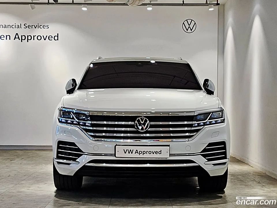 Volkswagen Touareg 3.0 TDI 2023 — миниатюра 3