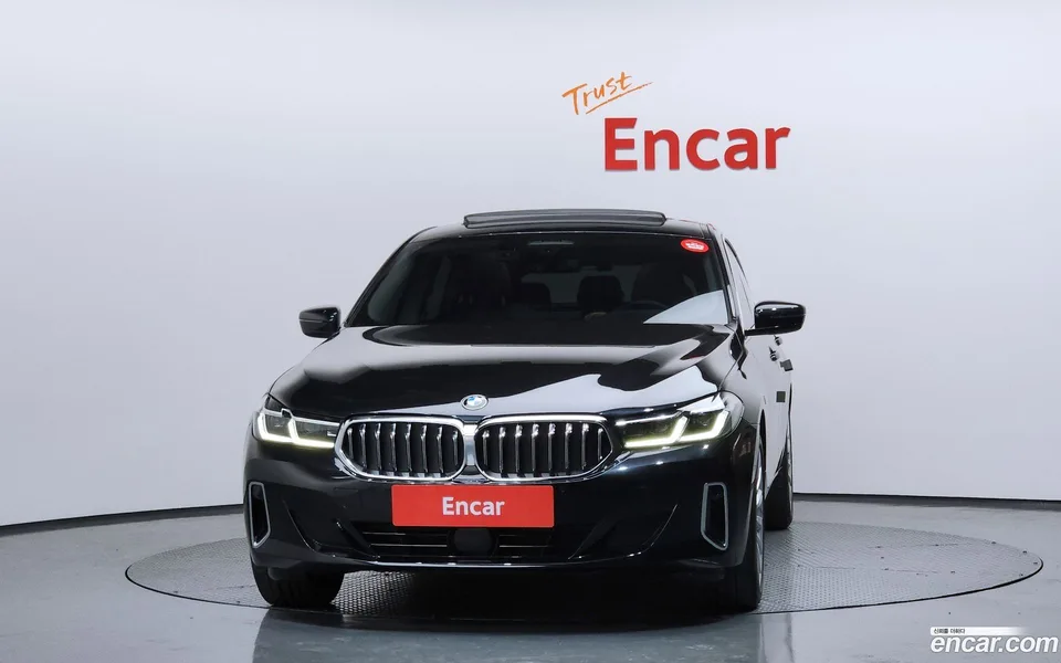 BMW 6 Series GT 620d 2023 — миниатюра 3