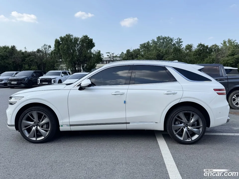 Genesis GV70 2.5T AWD 2024 — миниатюра 3