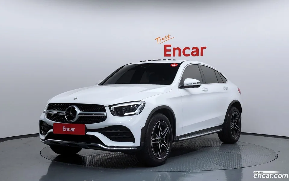 Mercedes-Benz GLC-Class GLC300 4MATIC 2022 — фото 1, купить с доставкой в Москву