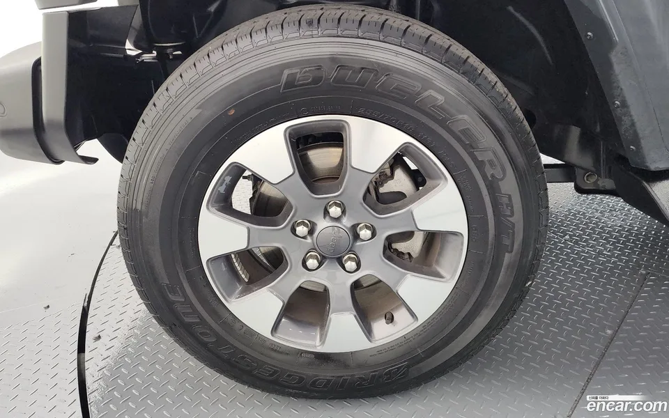 Jeep Wrangler 2.0 4 2022 — миниатюра 2