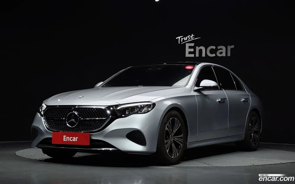 Mercedes-Benz E-Class E200 2025 — фото 1, купить с доставкой в Москву