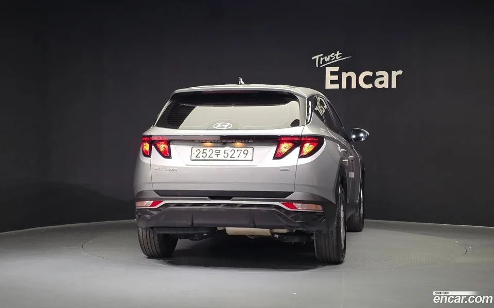 Hyundai Tucson 2.0 4WD 2022 — миниатюра 4