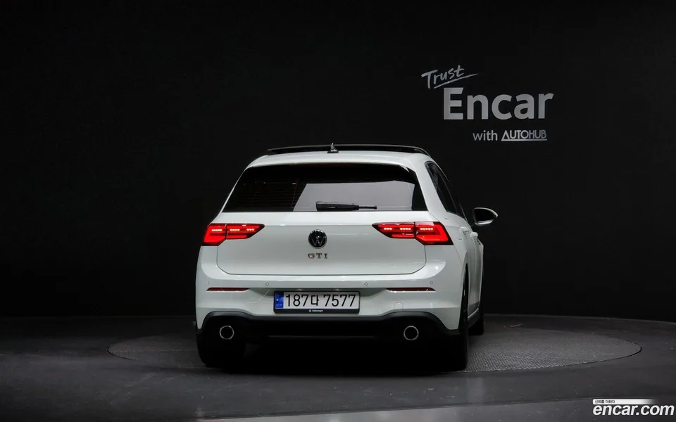 Volkswagen Golf 2.0 GTI 2023 — миниатюра 4