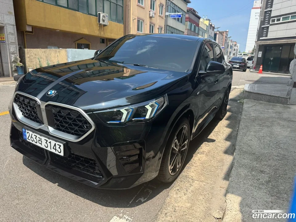BMW X2 xDrive20i M 2025 — миниатюра 3