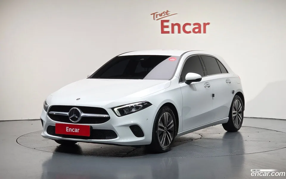 Mercedes-Benz A-Class A220 2022 — photo 1, buy with delivery to Moscow