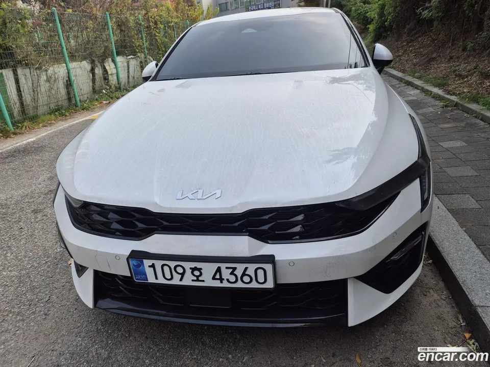 Kia K5 2025