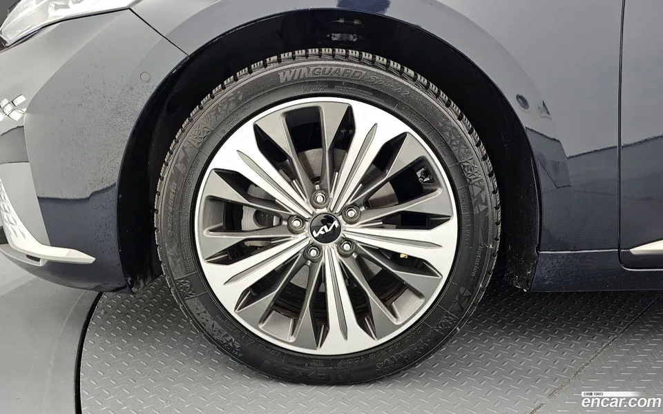 Kia K8 Hybrid 2022 — миниатюра 2
