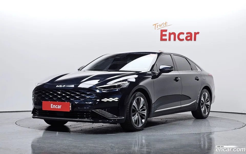 Kia K8 Hybrid 2022 — фото 1, купить с доставкой в Москву