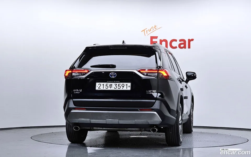 Toyota RAV4 2.5 4WD 2023 — миниатюра 4
