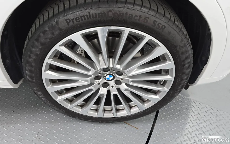 BMW X7 xDrive 40i 6 2022 — миниатюра 2
