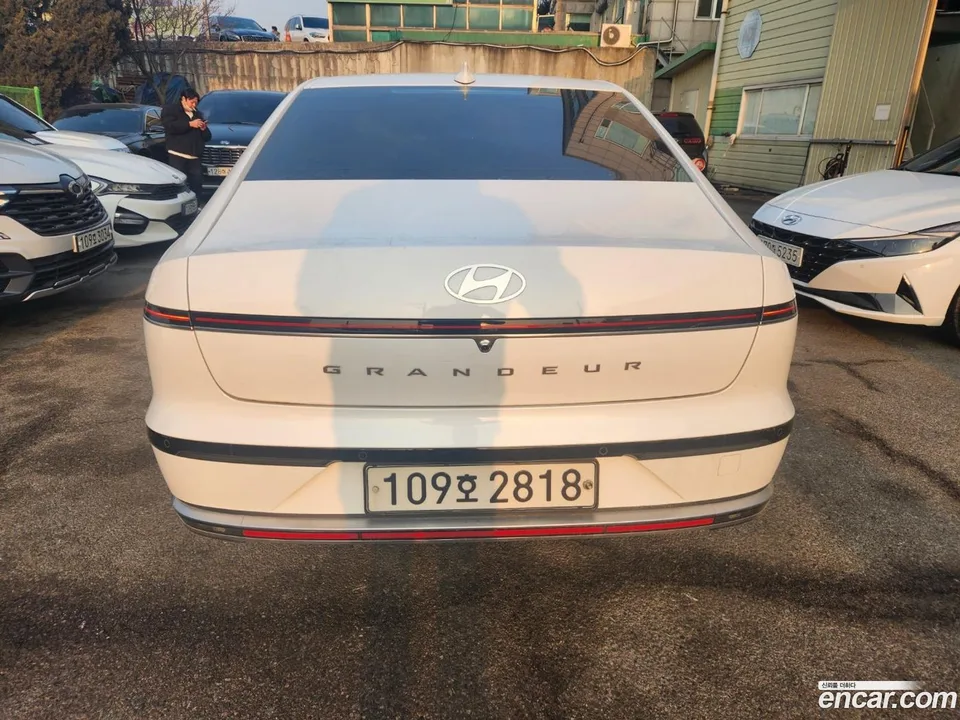 Hyundai Grandeur 2.5 2WD 2023 — миниатюра 5