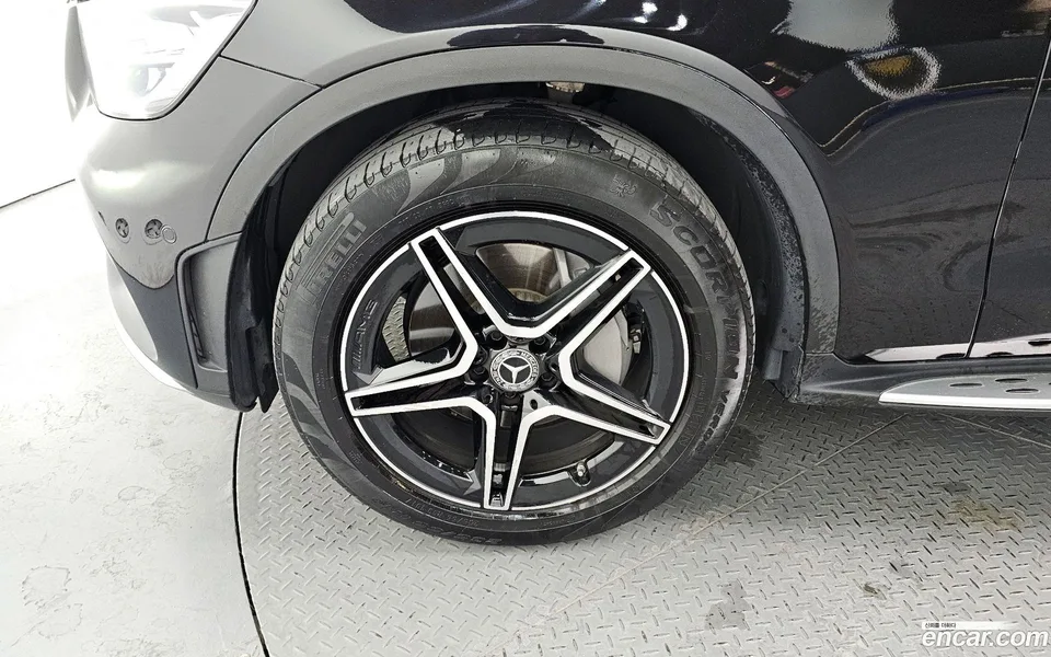 Mercedes-Benz GLC-Class GLC300 4MATIC 2022 — миниатюра 5