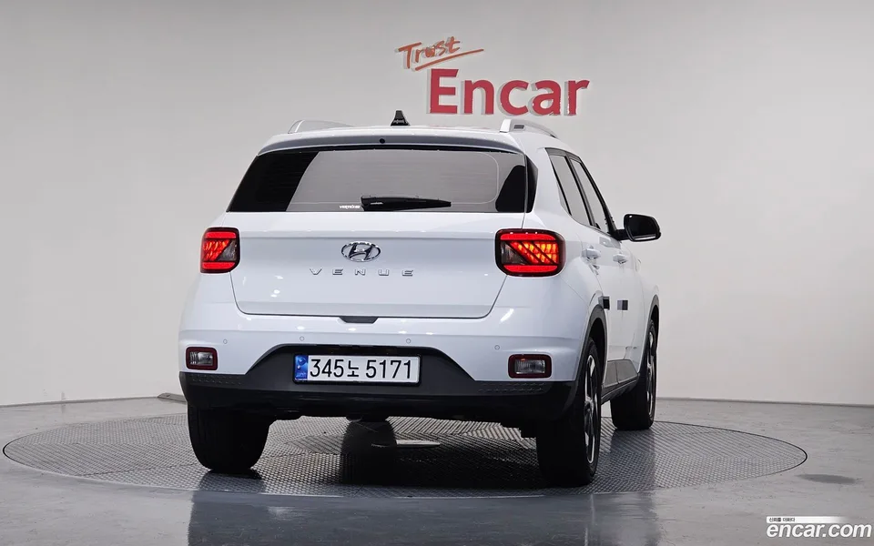 Hyundai Venue 1.6 2023 — миниатюра 4