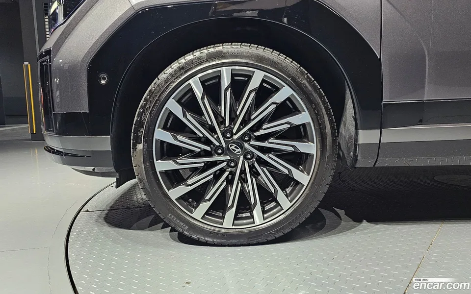 Hyundai SantaFe 2.5T 2WD 2023 — миниатюра 2