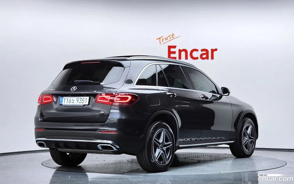 Mercedes-Benz GLC-Class GLC300e 4MATIC 2022 — миниатюра 2