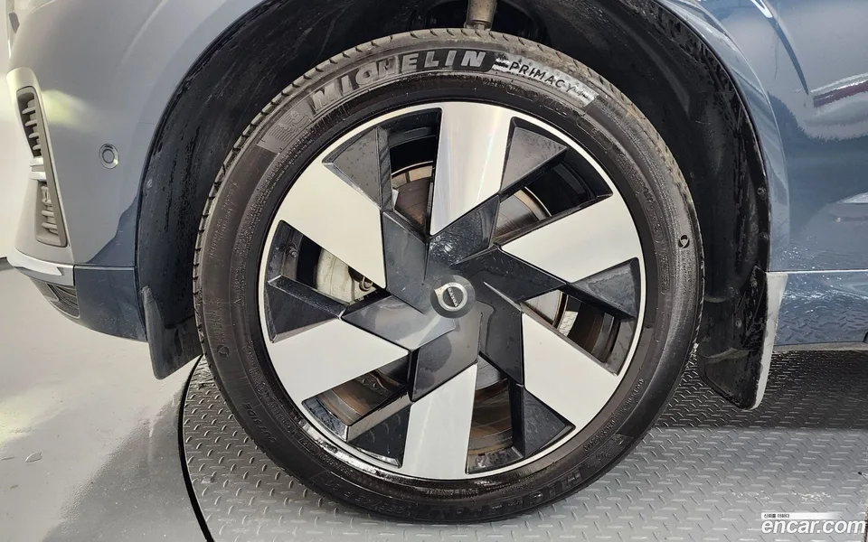 Volvo XC60 T8 2024 — миниатюра 2