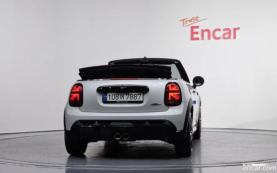 MINI Cooper S Convertible JCW 2023 — миниатюра 4