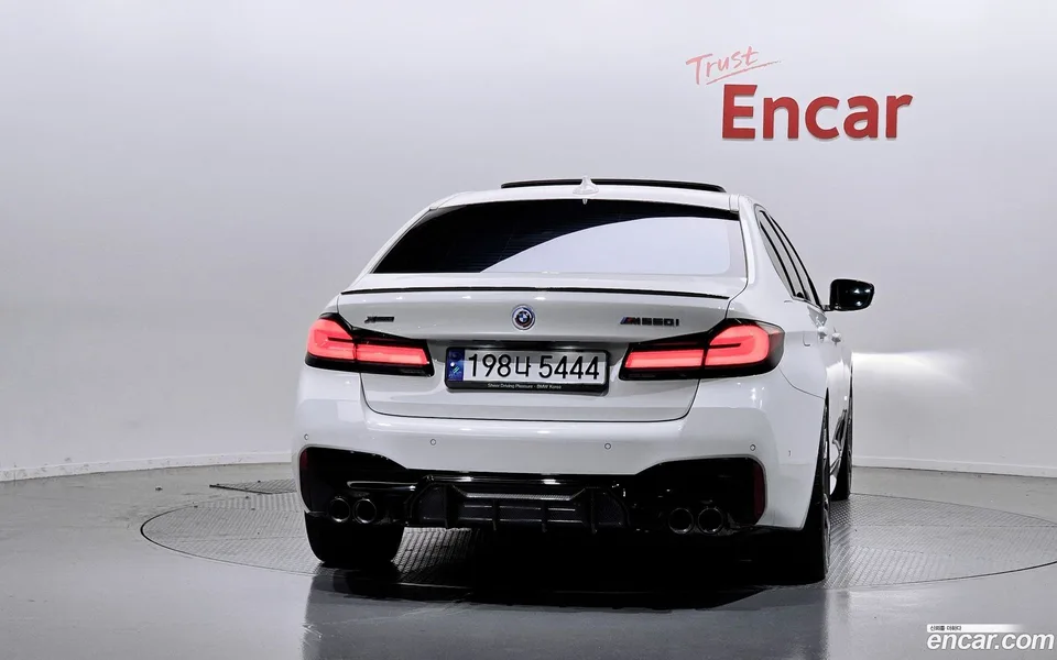 BMW 5 Series 530i M 2023 — миниатюра 4
