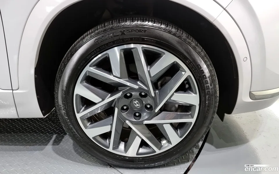 Hyundai SantaFe 2.5T 2WD 2022 — миниатюра 2