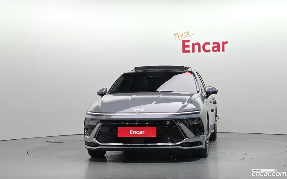 Hyundai Sonata The Edge Hybrid 2025 — миниатюра 3