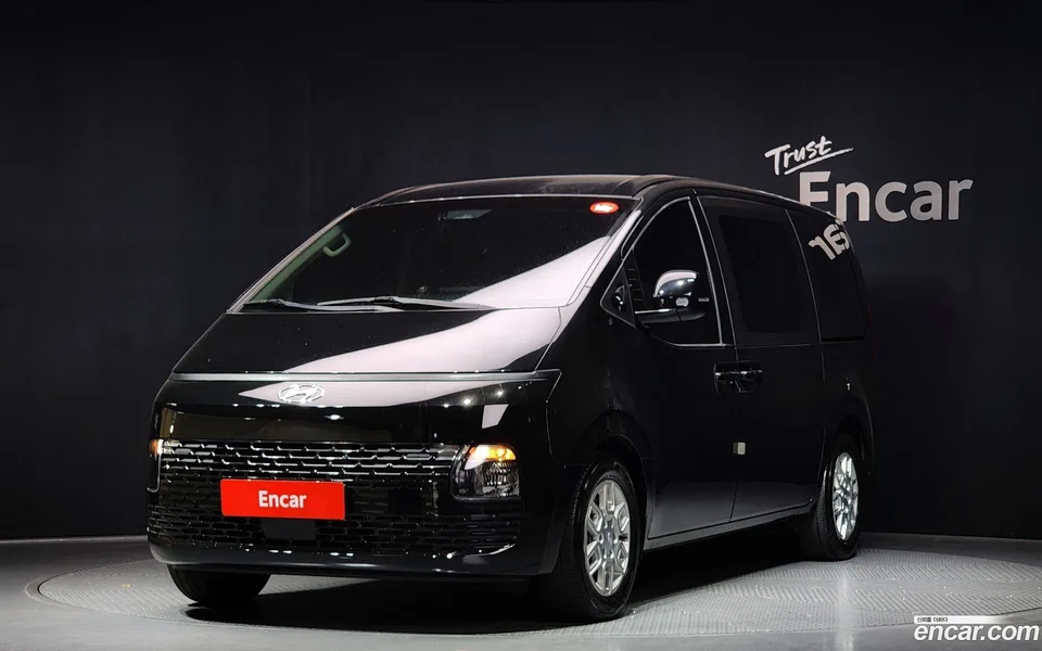Hyundai Staria 2022