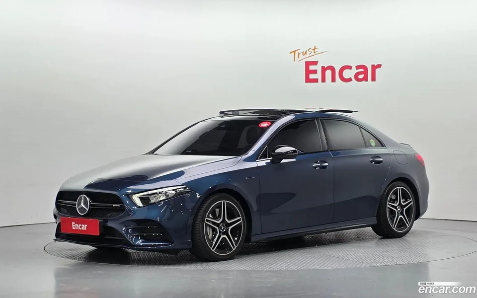 Mercedes-Benz A-Class AMG A35 4MATIC 2022 — фото 1, купить с доставкой в Москву