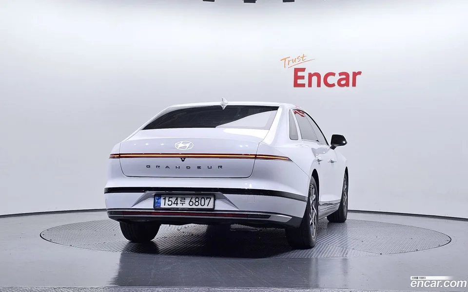Hyundai Grandeur 2.5 2WD 2023 — миниатюра 4