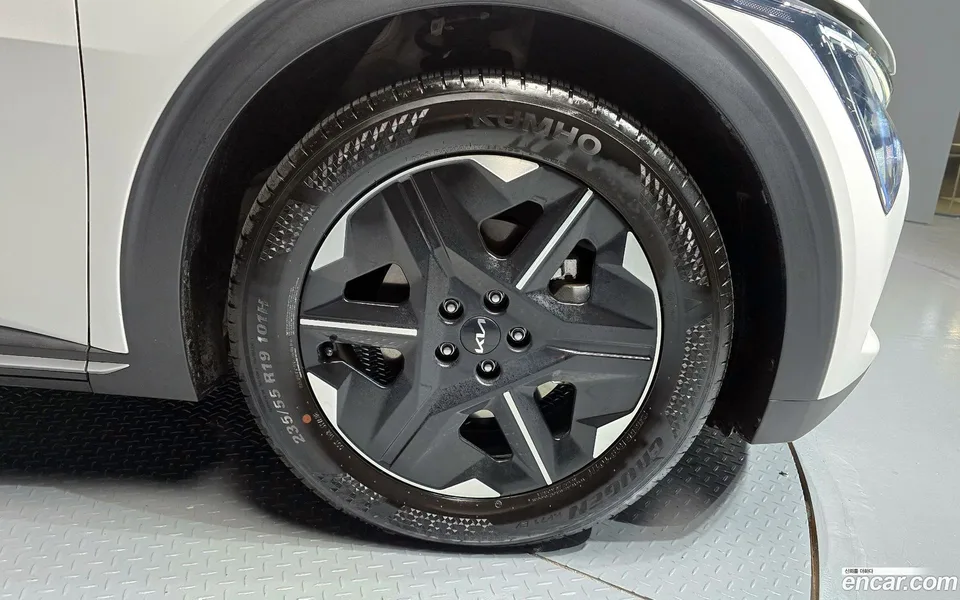 Kia EV6 2WD 2024 — миниатюра 2